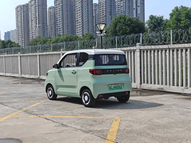 Wuling Hongguang Mini EV — Фото автомобиля 5
