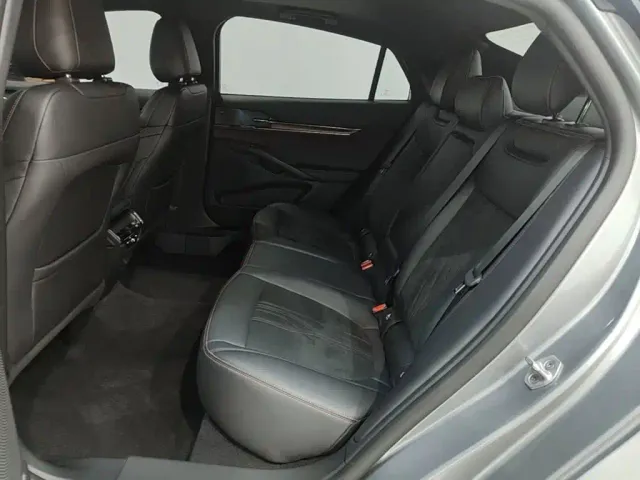 Ford Mondeo — Фото автомобиля 16