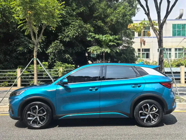 BYD Yuan PLUS — Фото автомобиля 4