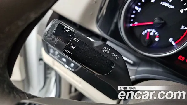 Kia Canival Carnival 4 поколение Дизель 9 мест Prestige — Фото автомобиля 18