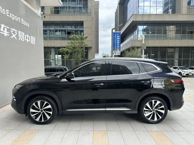 BYD Song PLUS — Фото автомобиля 3