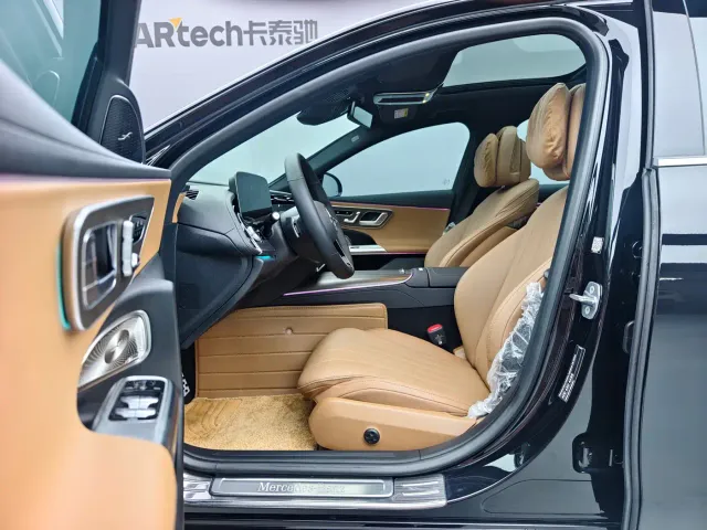Mercedes-Benz E-Class — Фото автомобиля 9