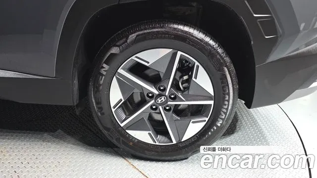 Hyundai Tucson Новый Tucson (NX4) Бензин 1.6 турбо 2WD — Фото автомобиля 21