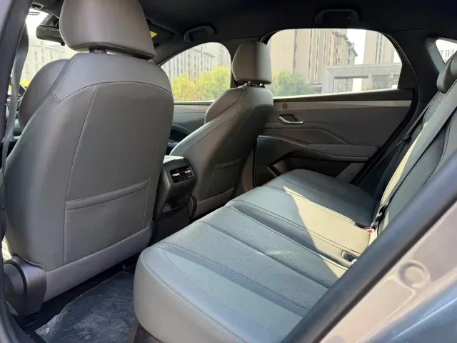 BYD Qin PLUS — Фото автомобиля 6