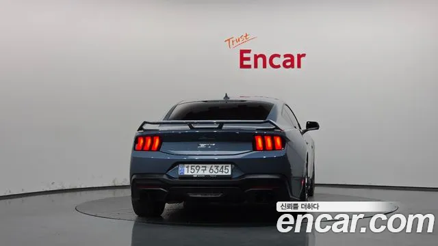 Ford Mustang 7th Gen — Фото автомобиля 4