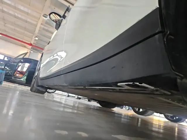Li Auto Li Auto i6 2025 2WD Base Model — Фото автомобиля 21