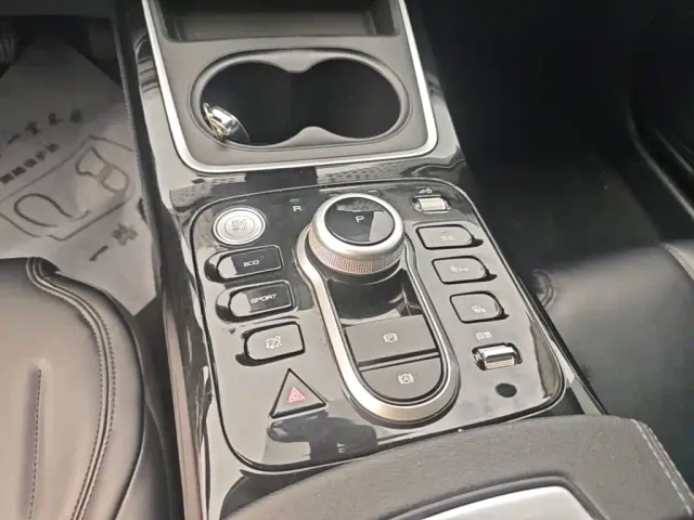 BYD Qin PLUS — Фото автомобиля 13
