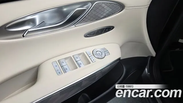 Genesis GV70 3.5T Бензин AWD — Фото автомобиля 30