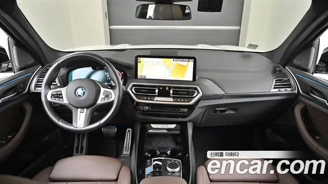 BMW iX3 G08 (2020–2024) — Фото автомобиля 7