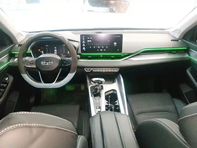 Geely Xingrui — Фото автомобиля 9