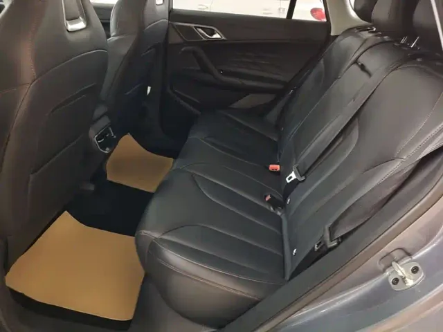 Roewe RX5 — Фото автомобиля 16