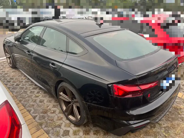Audi RS 5 — Фото автомобиля 4
