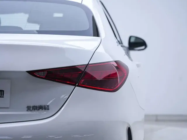 Mercedes-Benz C-Class — Фото автомобиля 19