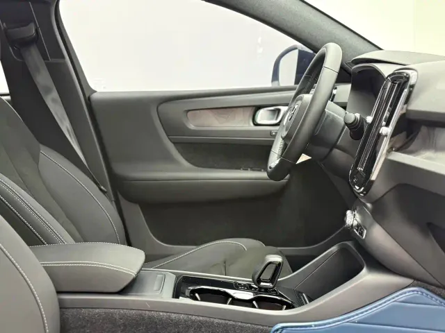 Volvo C40 — Фото автомобиля 19