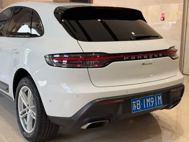 Porsche Macan — Фото автомобиля 19