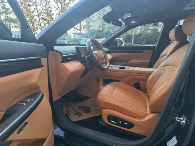 Dongfeng eπ 008 — Фото автомобиля 4