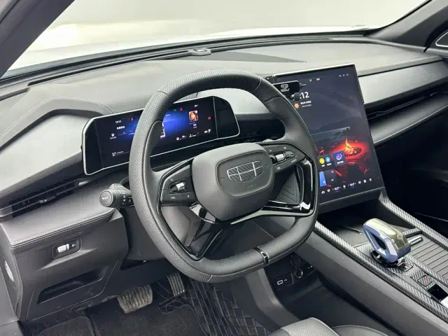 Geely Boyue — Фото автомобиля 20