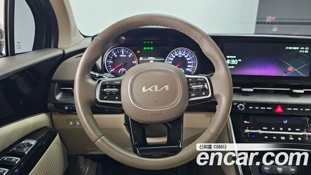Kia Carnival Generation 4 — Фото автомобиля 19
