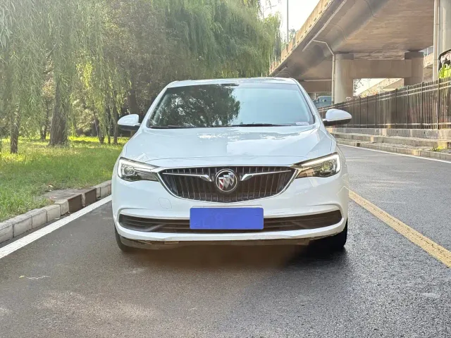 Buick Excelle — Фото автомобиля 2
