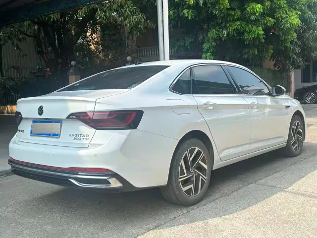 Volkswagen Sagitar — Фото автомобиля 4
