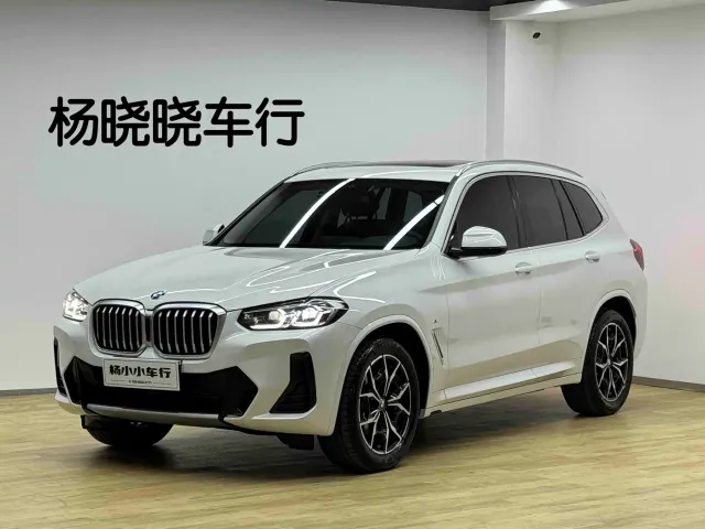 Фотография автомобиля — BMW X3