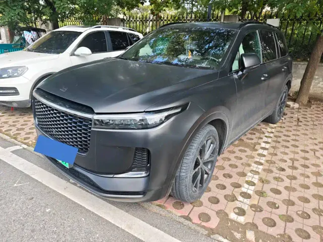 Фотография автомобиля — Li Auto ONE