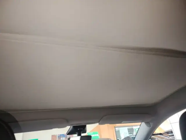Tesla Model Y — Фото автомобиля 13
