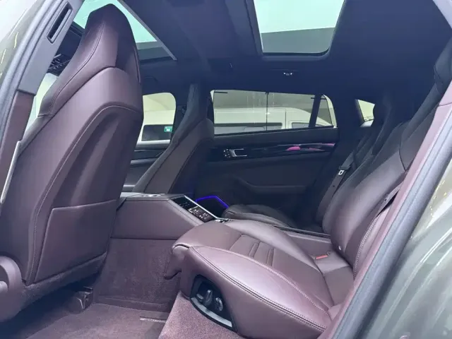 Porsche Panamera — Фото автомобиля 12