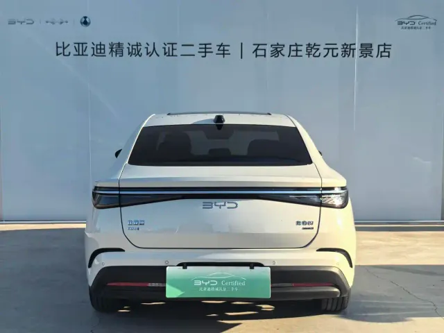 BYD Seal 07 DM-i — Фото автомобиля 4