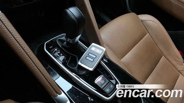 Renault-KoreaSamsung QM6 Новый QM6 2.0 LPe RE Signature 2WD — Фото автомобиля 9