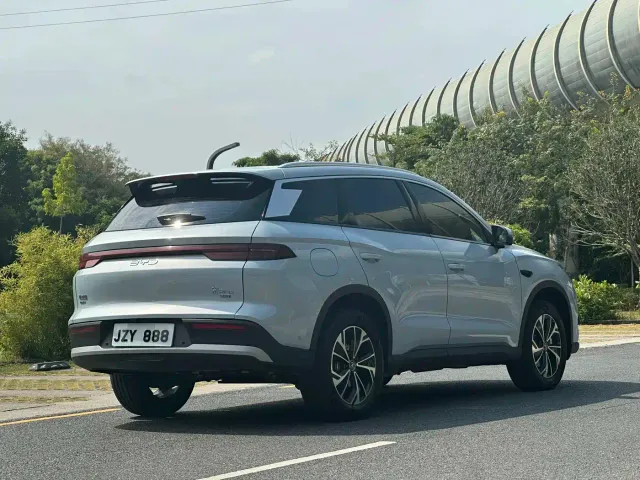BYD Song Pro — Фото автомобиля 6