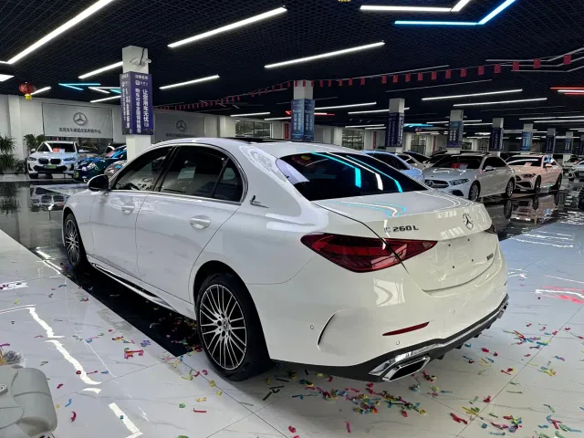 Mercedes-Benz C-Class — Фото автомобиля 7