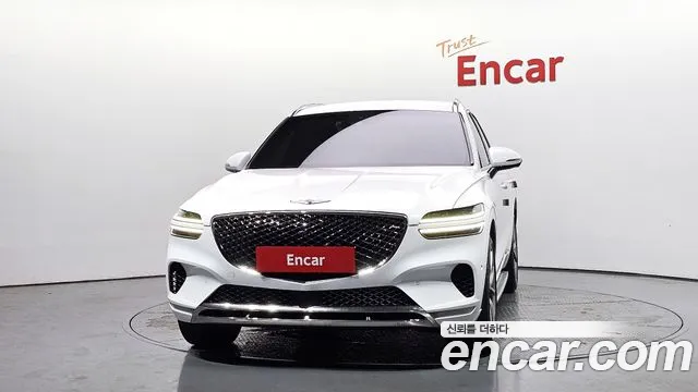 Genesis GV70 2.5T Бензин AWD — Фото автомобиля 3