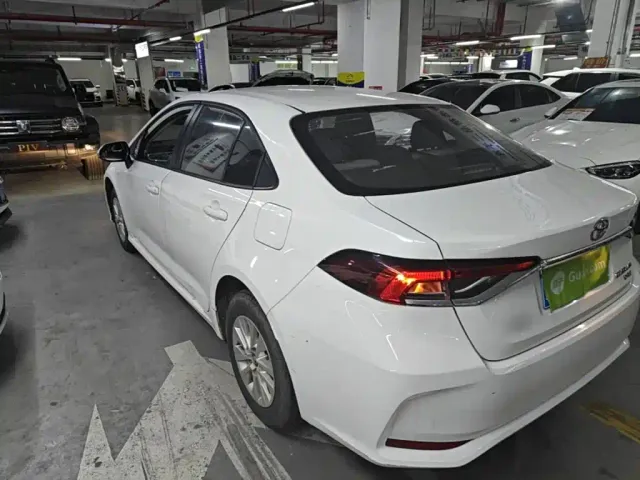 Toyota Corolla — Фото автомобиля 4