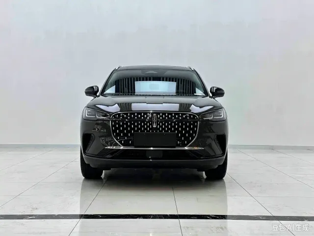 Lincoln Corsair — Фото автомобиля 2