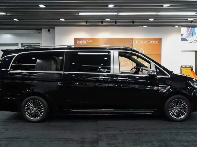 Mercedes-Benz Vito — Фото автомобиля 3