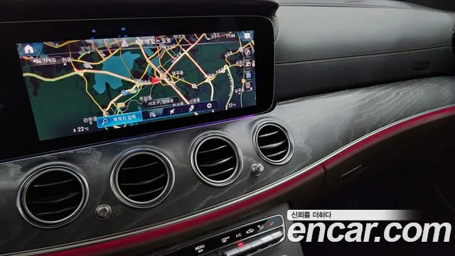 Mercedes-Benz E-Class W213 — Фото автомобиля 17