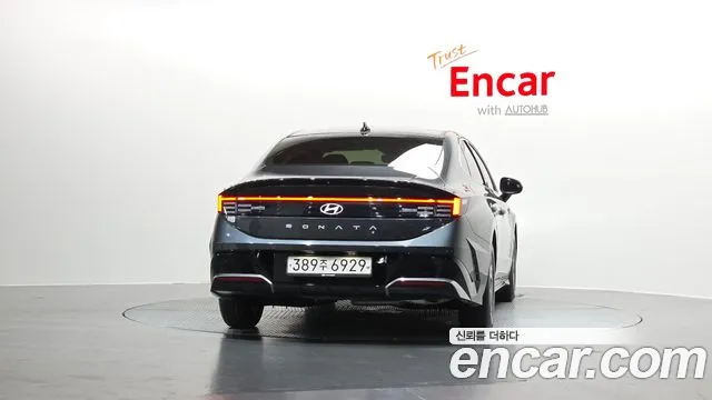 Hyundai Sonata — Фото автомобиля 4