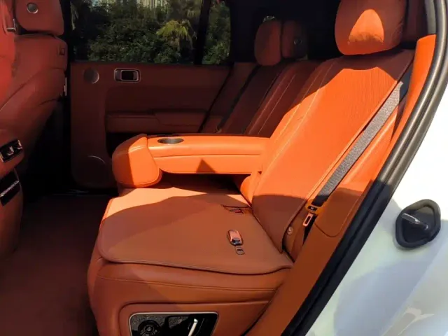 Li Auto L7 — Фото автомобиля 16