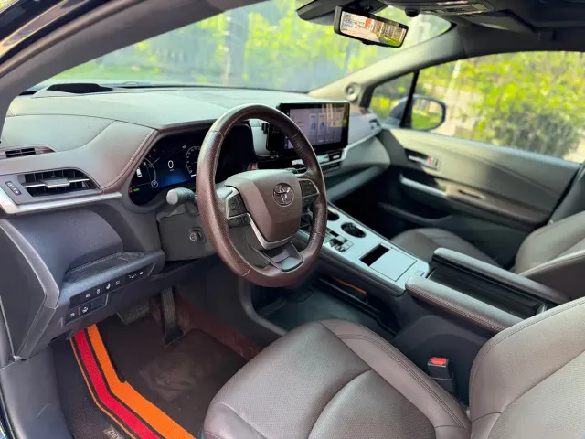 Toyota Granvia — Фото автомобиля 7