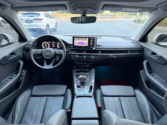 Audi A4L — Фото автомобиля 14
