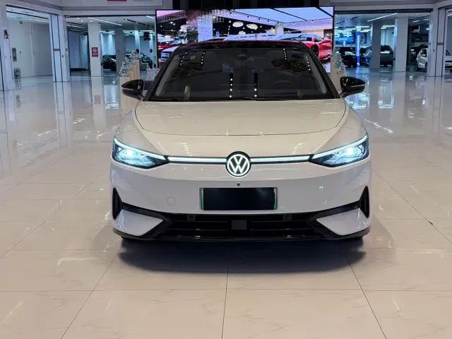 Volkswagen ID.7 Vizzion — Фото автомобиля 2