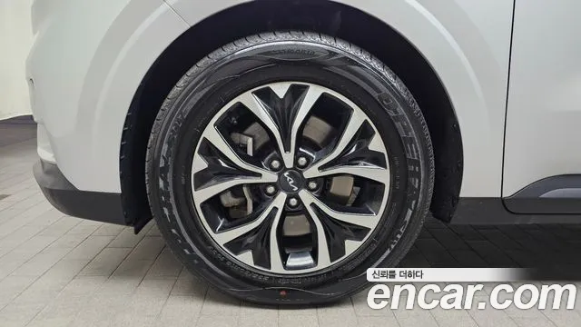 Kia Canival Carnival 4 поколение Дизель 9 мест Prestige — Фото автомобиля 5
