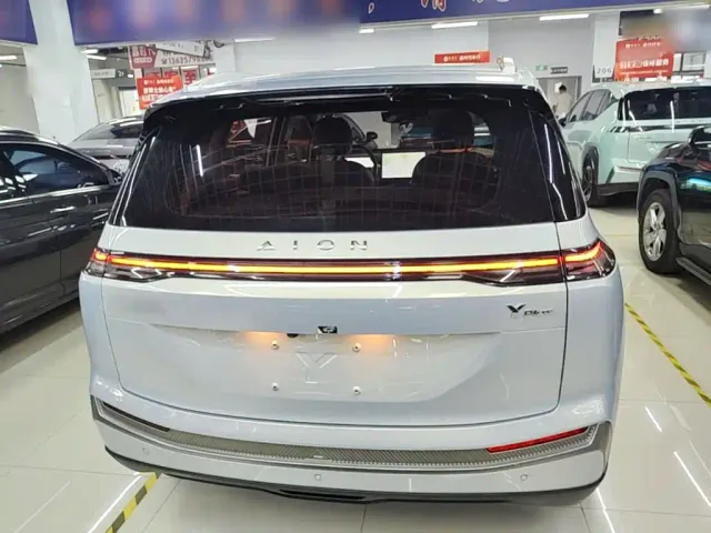 GAC Aion Y — Фото автомобиля 5