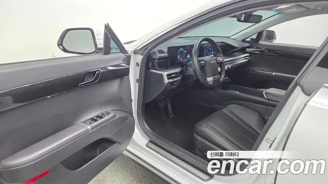 Hyundai Grandeur Grandeur (GN7) — Фото автомобиля 10