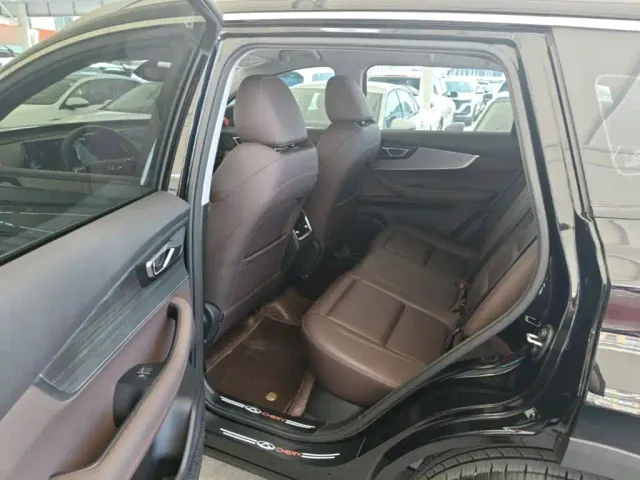 Chery Tiggo 7 — Фото автомобиля 16