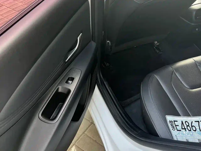Hyundai Elantra — Фото автомобиля 10