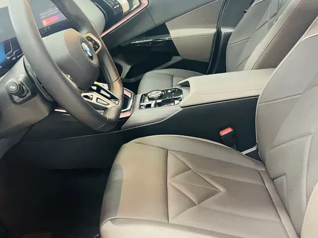 BMW X3 — Фото автомобиля 9