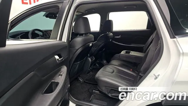 Hyundai Santa Fe New — Фото автомобиля 11