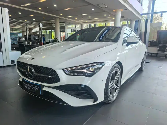 Фотография автомобиля — Mercedes-Benz CLA-Class